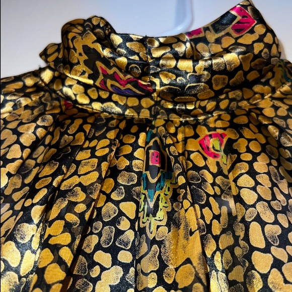 Vintage Nicole Blakes Petites Gold Turtle Neck Blouse - Picture 10 of 16